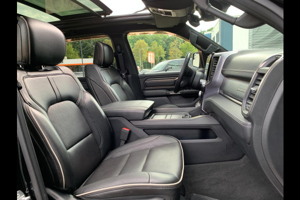 Dodge Ram 1500 Limited Night 5.7 V8 401PK 360cam 4X4 PANO Luchtvering