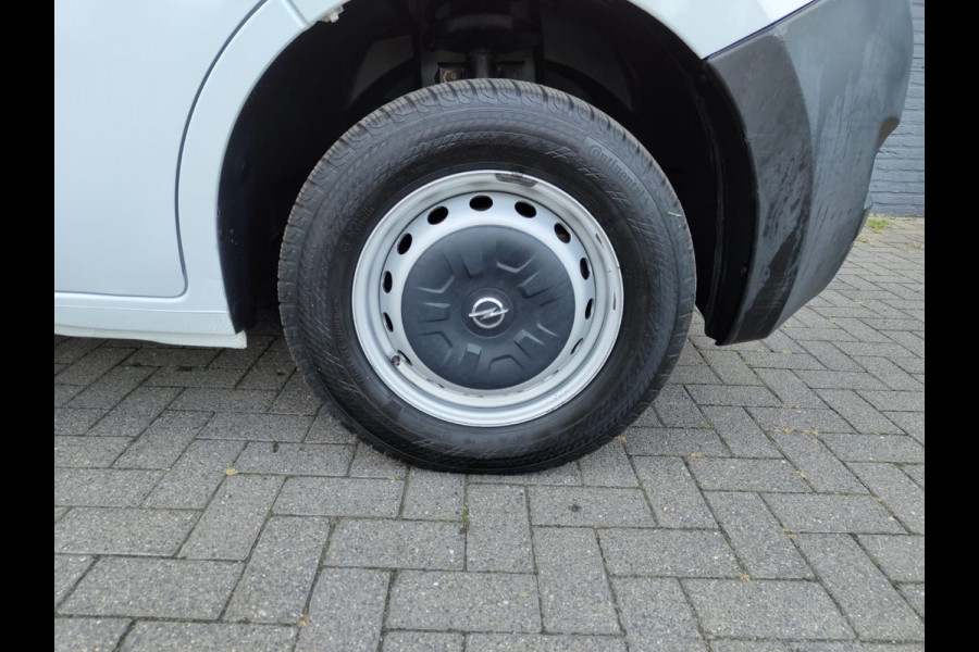Opel Movano 2.3CDTI BiTurbo 146pk L2H2 3-Pers.Airco Cruise Trekhaak Pdc Schuifdeur ESP Bluetooth Betonplex Vloer Wandbetimmering Allesdragers EURO6 2.500KG Trekgewicht