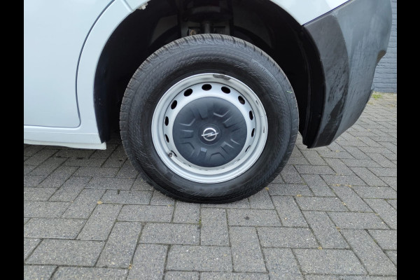 Opel Movano 2.3CDTI BiTurbo 146pk L2H2 3-Pers.Airco Cruise Trekhaak Pdc Schuifdeur ESP Bluetooth Betonplex Vloer Wandbetimmering Allesdragers EURO6 2.500KG Trekgewicht