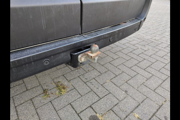 Opel Movano 2.3CDTI BiTurbo 146pk L2H2 3-Pers.Airco Cruise Trekhaak Pdc Schuifdeur ESP Bluetooth Betonplex Vloer Wandbetimmering Allesdragers EURO6 2.500KG Trekgewicht