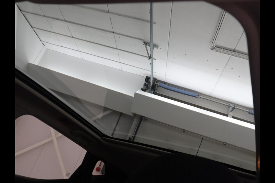 Nissan QASHQAI 1.2 N-Connecta | Panoramadak | Camera | Navigatie | Cruise controle | DAB | Bluetooth | LMV 18 inch
