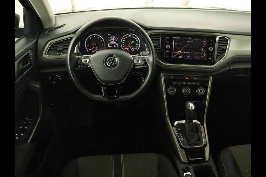 Volkswagen T-Roc 1.5 TSI Style Business | Automaat | Navigatie | Automaat | Navigatie | Adaptive Cruise | Parkeersensor | Stoelverwarming | Carplay