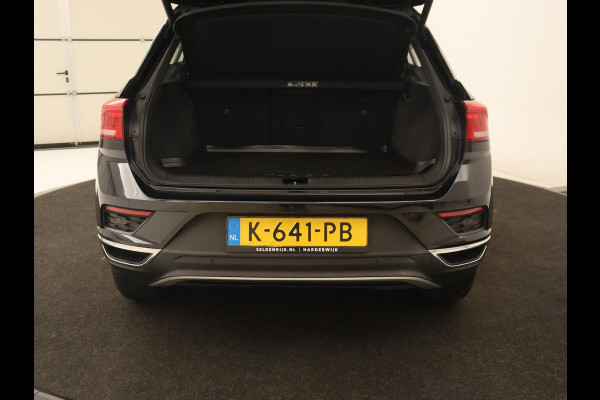 Volkswagen T-Roc 1.5 TSI Style Business | Automaat | Navigatie | Automaat | Navigatie | Adaptive Cruise | Parkeersensor | Stoelverwarming | Carplay