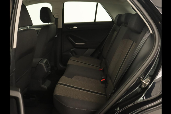Volkswagen T-Roc 1.5 TSI Style Business | Automaat | Navigatie | Automaat | Navigatie | Adaptive Cruise | Parkeersensor | Stoelverwarming | Carplay