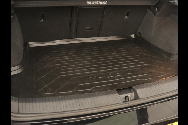 Volkswagen T-Roc 1.5 TSI Style Business | Automaat | Navigatie | Automaat | Navigatie | Adaptive Cruise | Parkeersensor | Stoelverwarming | Carplay