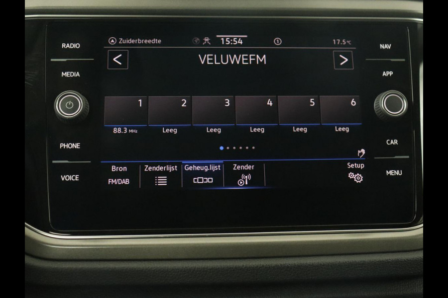 Volkswagen T-Roc 1.5 TSI Style Business | Automaat | Navigatie | Automaat | Navigatie | Adaptive Cruise | Parkeersensor | Stoelverwarming | Carplay