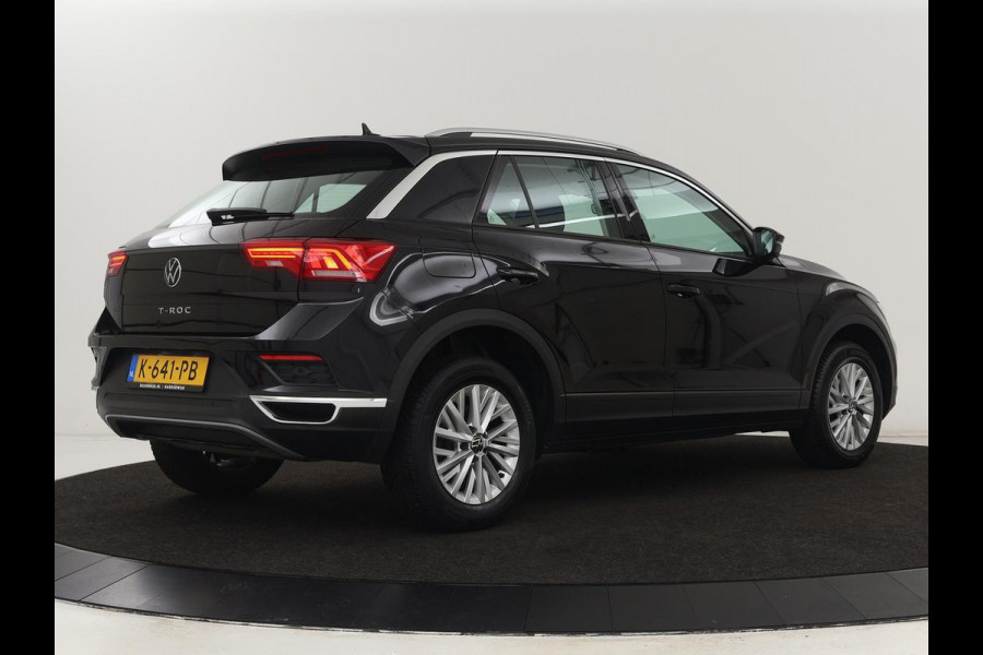 Volkswagen T-Roc 1.5 TSI Style Business | Automaat | Navigatie | Automaat | Navigatie | Adaptive Cruise | Parkeersensor | Stoelverwarming | Carplay