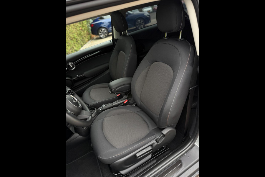 MINI Cooper 1.5 Camden Edition HuD CarPlay