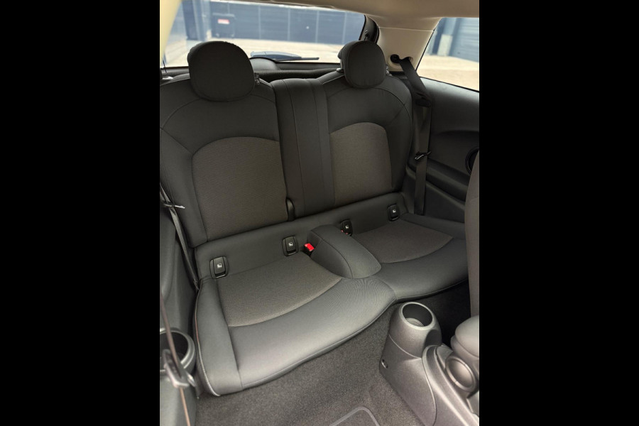 MINI Cooper 1.5 Camden Edition HuD CarPlay