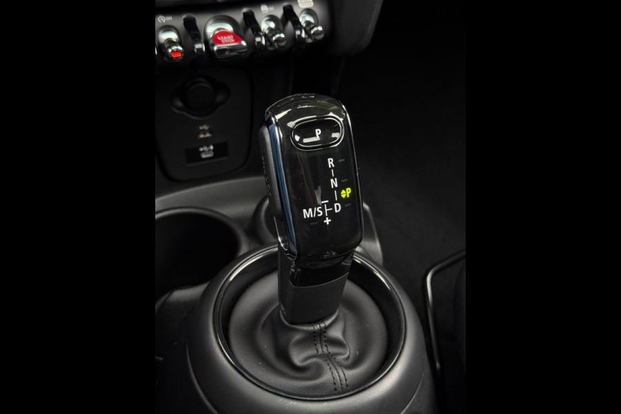 MINI Cooper 1.5 Camden Edition HuD CarPlay