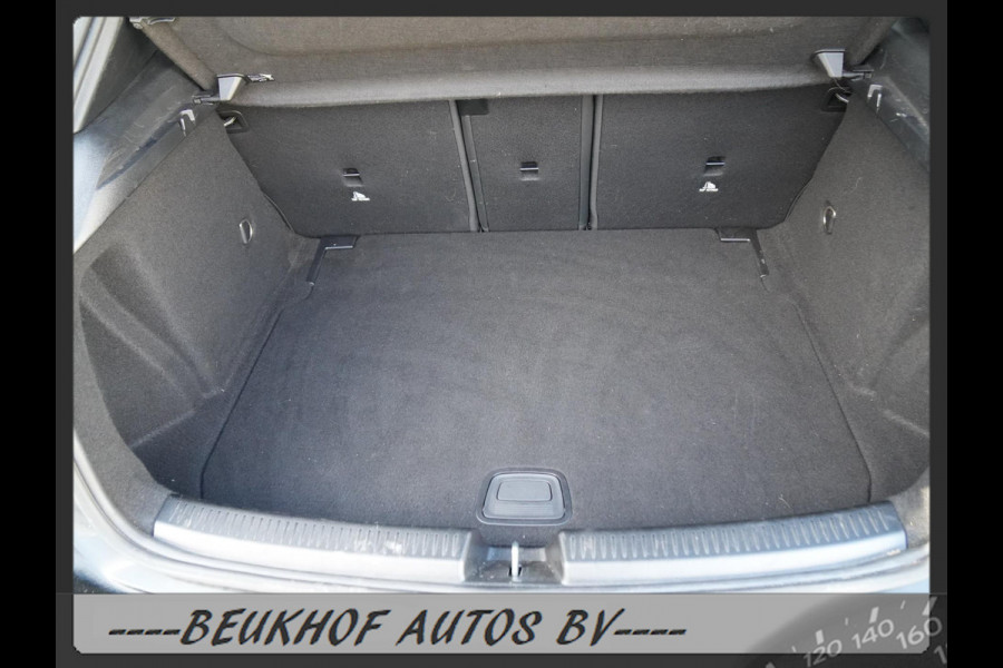 Mercedes-Benz A-Klasse 180 Business Amg Xenon Leer Nav Camera