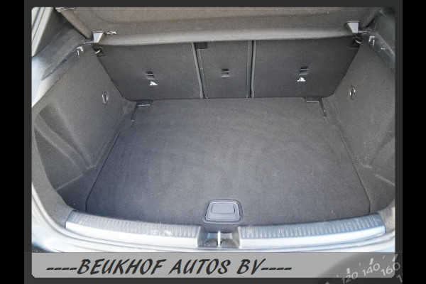 Mercedes-Benz A-Klasse 180 Business Amg Xenon Leer Nav Camera