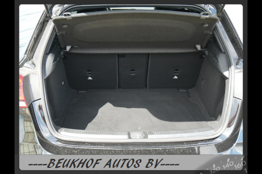 Mercedes-Benz A-Klasse 180 Business Amg Xenon Leer Nav Camera