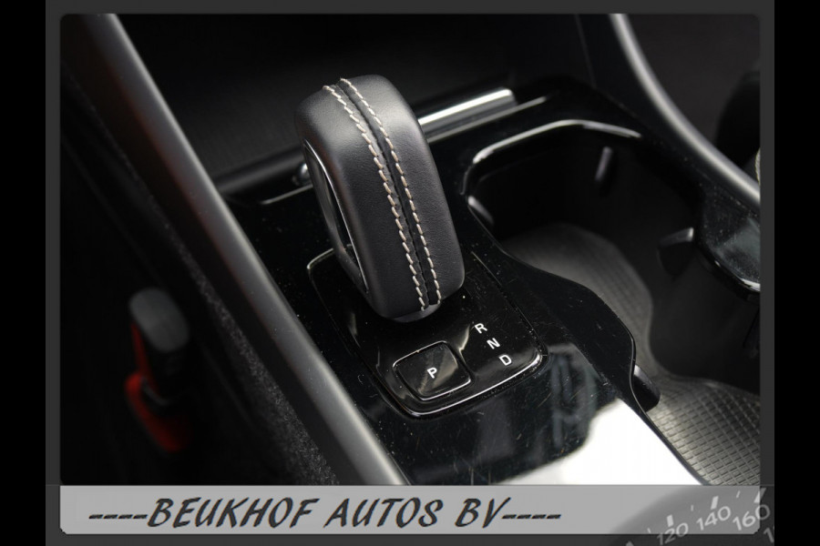 Volvo XC40 Recharge P8 AWD R-Design Lederen stoelen Carplay