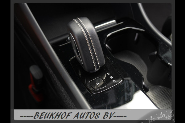 Volvo XC40 Recharge P8 AWD R-Design Lederen stoelen Carplay