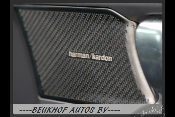 Volvo XC40 Recharge P8 AWD R-Design Lederen stoelen Carplay