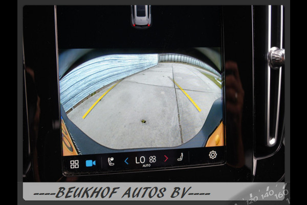 Volvo XC40 Recharge P8 AWD R-Design Lederen stoelen Carplay