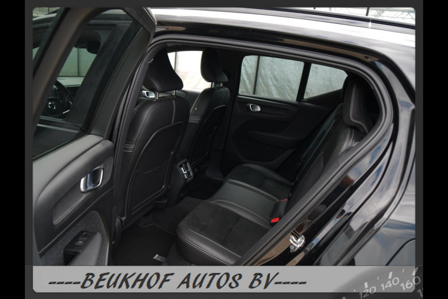 Volvo XC40 Recharge P8 AWD R-Design Lederen stoelen Carplay