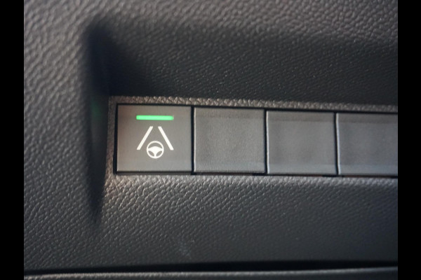 Peugeot 208 1.2 Hybrid 145 e-DCS6 GT