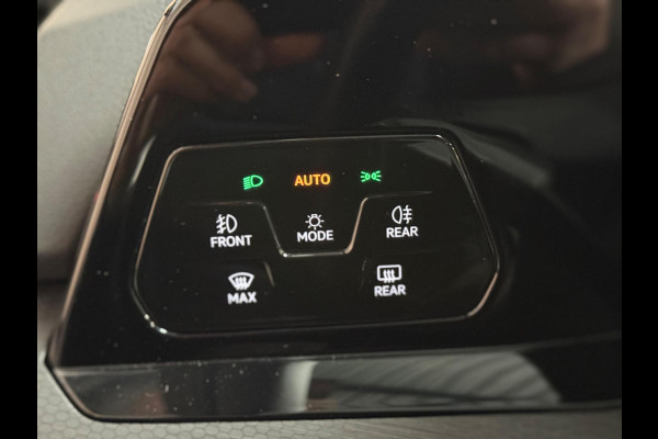 Volkswagen Golf 2.0 TSI GTI | Pano | Trekhaak | Memory | Harman/Kardon | camera | Leer
