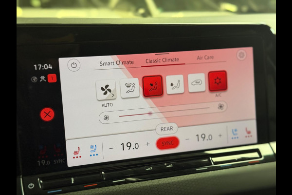 Volkswagen Golf 2.0 TSI GTI | Pano | Trekhaak | Memory | Harman/Kardon | camera | Leer