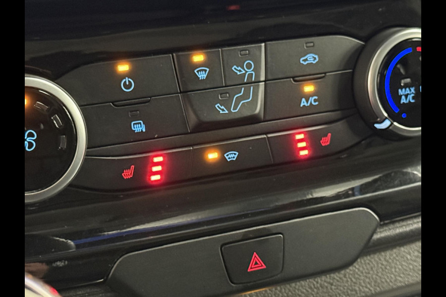 Ford Transit Custom 290 2.0 TDCI L2H1 Sport Airco ACC Bluetooth Navi Trekhaak Stoelverwarming Ford Transit Custom 290 2.0 TDCI L2H1 Sport Airco ACC Bluetooth Navi Trekhaak Stoelverwarming