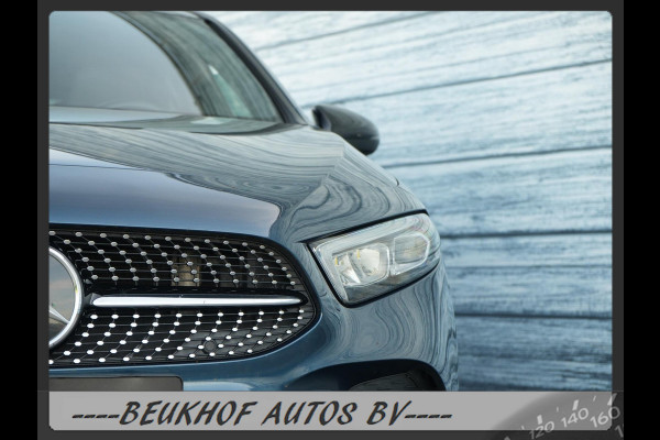 Mercedes-Benz A-Klasse 220 4MATIC Premium Pano Leer Nav Cam