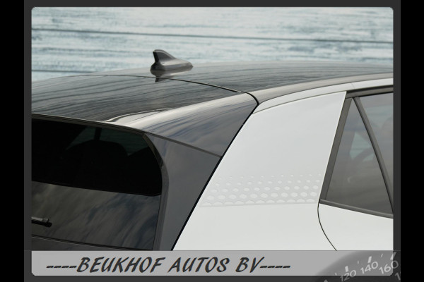 Volkswagen ID.3 First Plus 58 kWh Trekhaak Camera Carplay