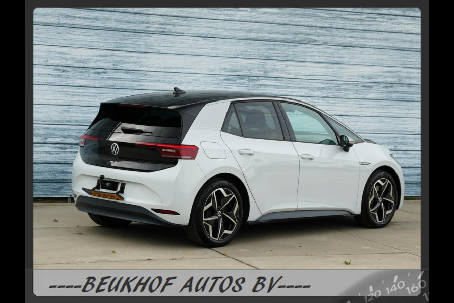 Volkswagen ID.3 First Plus 58 kWh Trekhaak Camera Carplay