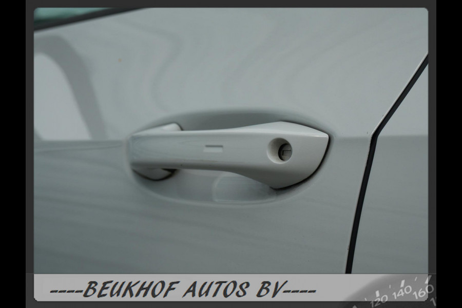 Volkswagen ID.3 First Plus 58 kWh Soh 93% Carplay Trekhaak Volkswagen ID.3 First Plus 58 kWh Soh 93% Carplay Trekhaak