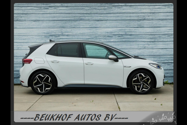 Volkswagen ID.3 First Plus 58 kWh Soh 93% Carplay Trekhaak Volkswagen ID.3 First Plus 58 kWh Soh 93% Carplay Trekhaak