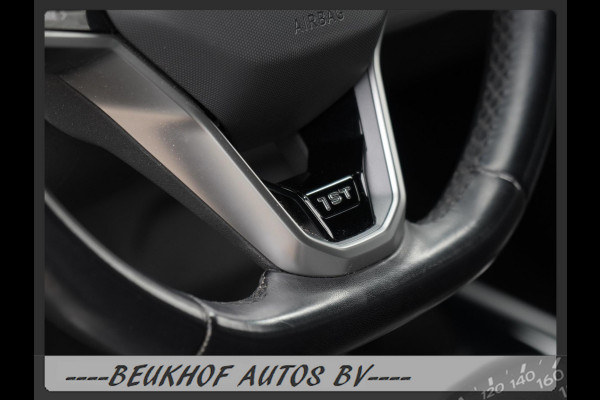 Volkswagen ID.3 First Plus 58 kWh Soh 93% Carplay Trekhaak Volkswagen ID.3 First Plus 58 kWh Soh 93% Carplay Trekhaak