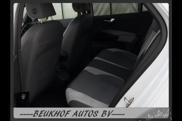 Volkswagen ID.3 First Plus 58 kWh Soh 93% Carplay Trekhaak Volkswagen ID.3 First Plus 58 kWh Soh 93% Carplay Trekhaak