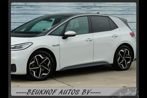 Volkswagen ID.3 First Plus 58 kWh Soh 93% Carplay Trekhaak Volkswagen ID.3 First Plus 58 kWh Soh 93% Carplay Trekhaak