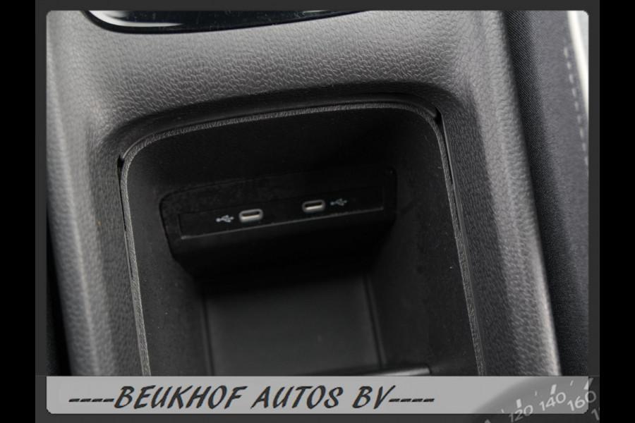 Volkswagen ID.3 First Plus 58 kWh Soh 93% Carplay Trekhaak Volkswagen ID.3 First Plus 58 kWh Soh 93% Carplay Trekhaak