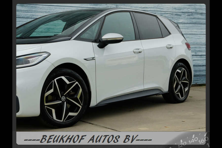 Volkswagen ID.3 First Plus 58 kWh Soh 93% Carplay Trekhaak Volkswagen ID.3 First Plus 58 kWh Soh 93% Carplay Trekhaak