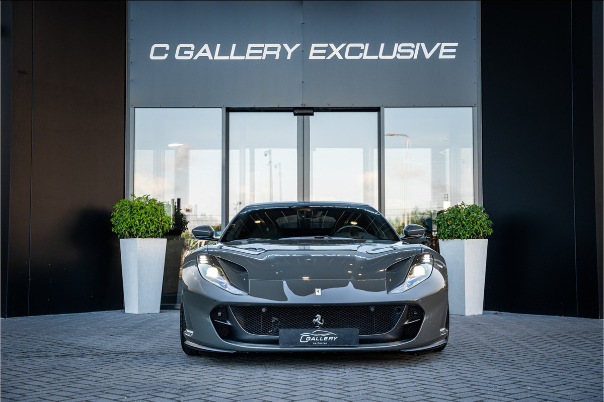Ferrari 812 6.5 V12 Superfast HELE - Novitec | Grigio Scuro | Carbon Seats & Interior | Lift | Passenger Display