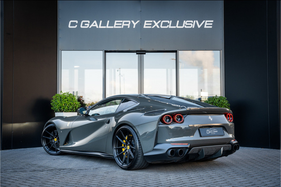 Ferrari 812 6.5 V12 Superfast HELE - Novitec | Grigio Scuro | Carbon Seats & Interior | Lift | Passenger Display