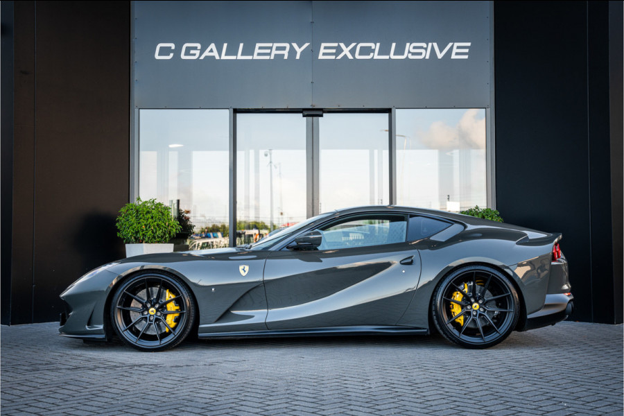 Ferrari 812 6.5 V12 Superfast HELE - Novitec | Grigio Scuro | Carbon Seats & Interior | Lift | Passenger Display