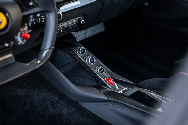 Ferrari 812 6.5 V12 Superfast HELE - Novitec | Grigio Scuro | Carbon Seats & Interior | Lift | Passenger Display