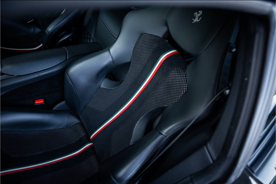 Ferrari 812 6.5 V12 Superfast HELE - Novitec | Grigio Scuro | Carbon Seats & Interior | Lift | Passenger Display