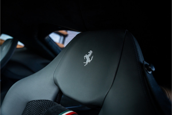 Ferrari 812 6.5 V12 Superfast HELE - Novitec | Grigio Scuro | Carbon Seats & Interior | Lift | Passenger Display