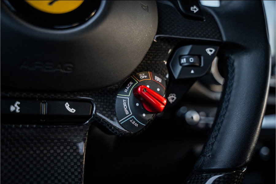 Ferrari 812 6.5 V12 Superfast HELE - Novitec | Grigio Scuro | Carbon Seats & Interior | Lift | Passenger Display