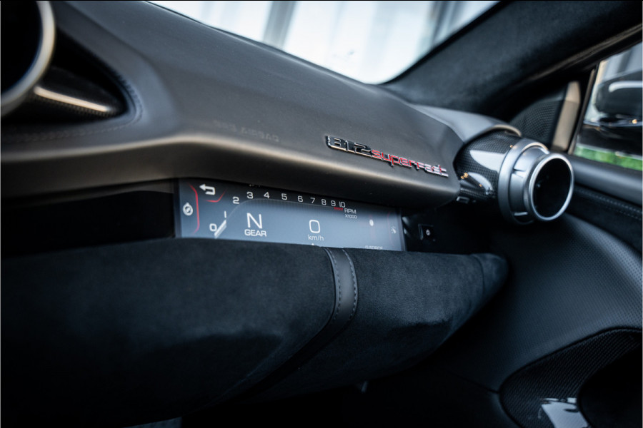 Ferrari 812 6.5 V12 Superfast HELE - Novitec | Grigio Scuro | Carbon Seats & Interior | Lift | Passenger Display