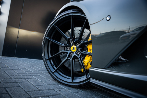 Ferrari 812 6.5 V12 Superfast HELE - Novitec | Grigio Scuro | Carbon Seats & Interior | Lift | Passenger Display