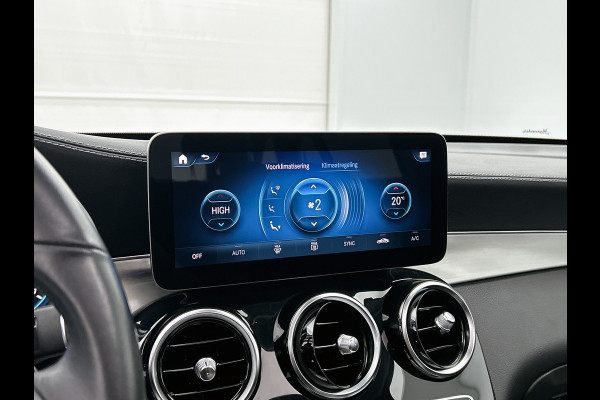 Mercedes-Benz GLC 300e 4MATIC Premium Plus Panorama dak | Lichtmetalen velgen | Navigatie | Parking support | Elect. bed. voorstoelen met memory | Burmeister radio | Inclusief 24 maanden MB Certified garantie voor Europa.