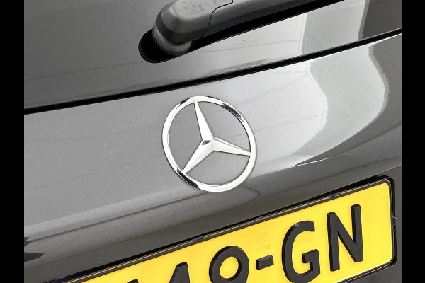 Mercedes-Benz GLC 300e 4MATIC Premium Plus Panorama dak | Lichtmetalen velgen | Navigatie | Parking support | Elect. bed. voorstoelen met memory | Burmeister radio | Inclusief 24 maanden MB Certified garantie voor Europa.