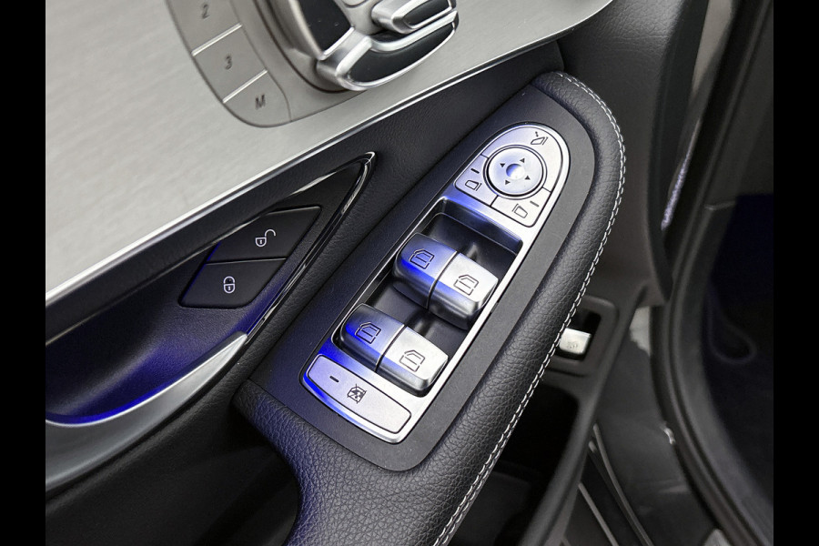 Mercedes-Benz GLC 300e 4MATIC Premium Plus Panorama dak | Lichtmetalen velgen | Navigatie | Parking support | Elect. bed. voorstoelen met memory | Burmeister radio | Inclusief 24 maanden MB Certified garantie voor Europa.