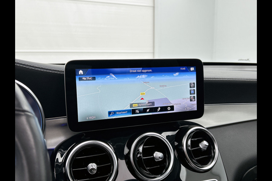 Mercedes-Benz GLC 300e 4MATIC Premium Plus Panorama dak | Lichtmetalen velgen | Navigatie | Parking support | Elect. bed. voorstoelen met memory | Burmeister radio | Inclusief 24 maanden MB Certified garantie voor Europa.