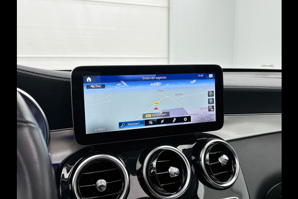 Mercedes-Benz GLC 300e 4MATIC Premium Plus Panorama dak | Lichtmetalen velgen | Navigatie | Parking support | Elect. bed. voorstoelen met memory | Burmeister radio | Inclusief 24 maanden MB Certified garantie voor Europa.